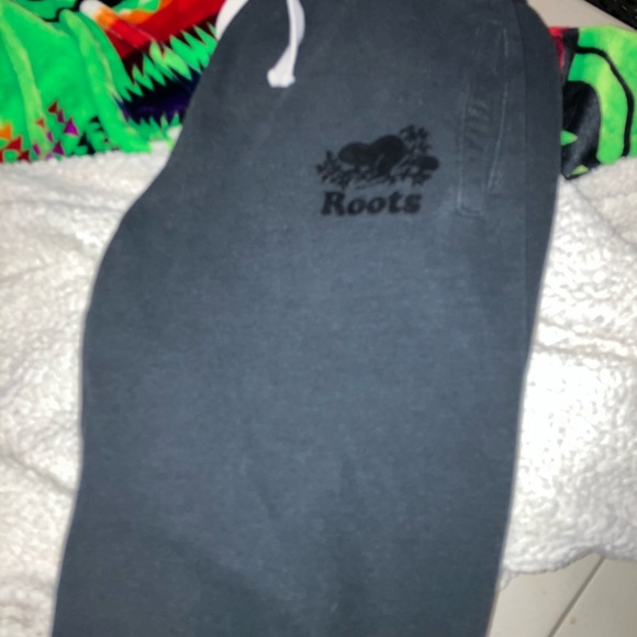 Roots Sweatpants - Picture 1 of 3